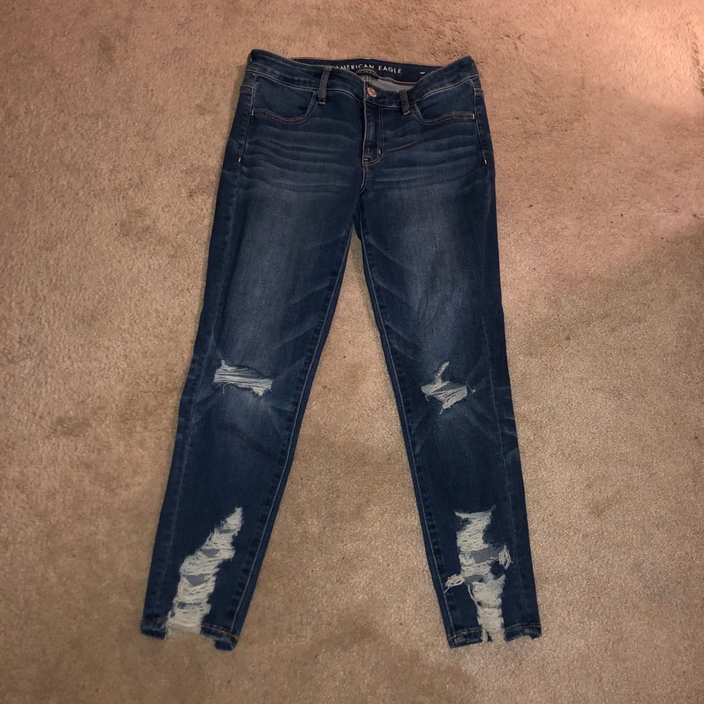 Dark wash ripped denim cropped jeans